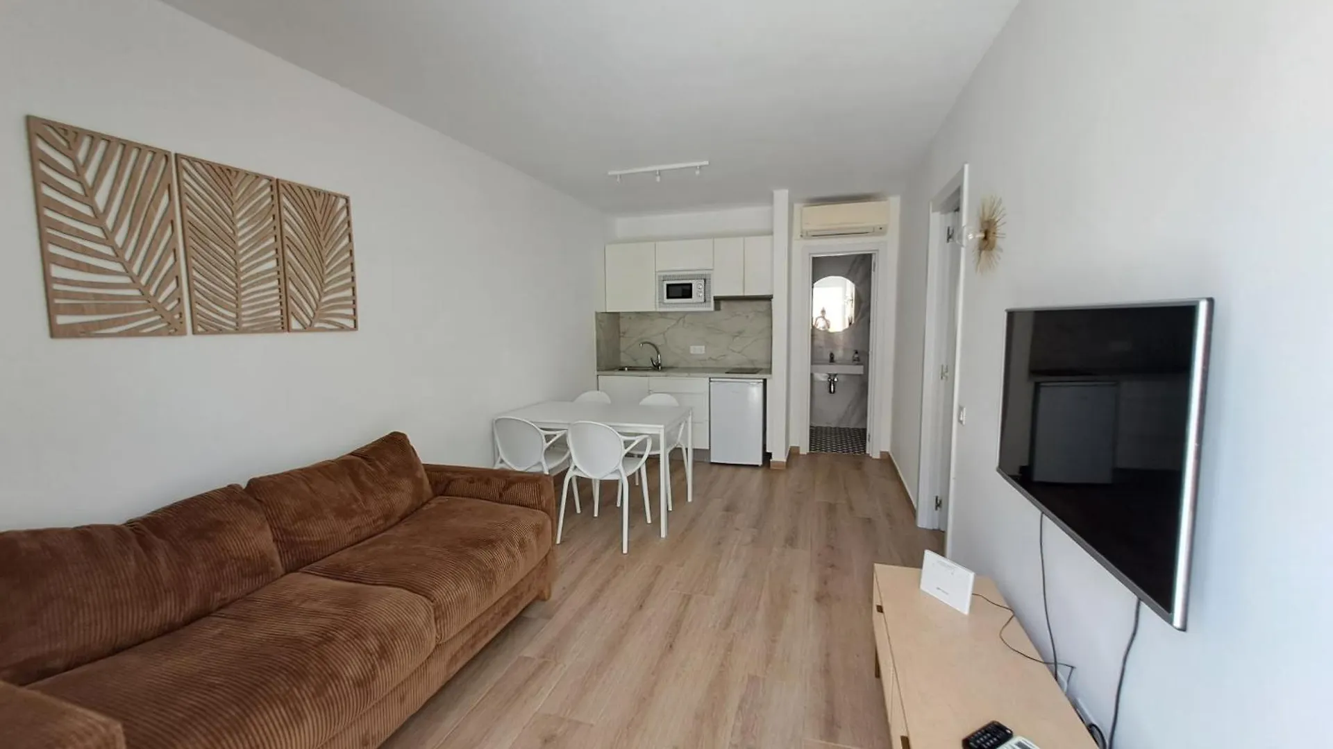 아파트 Apartamentos Alisios Con Terraza Y Piscina 코라레호 스페인