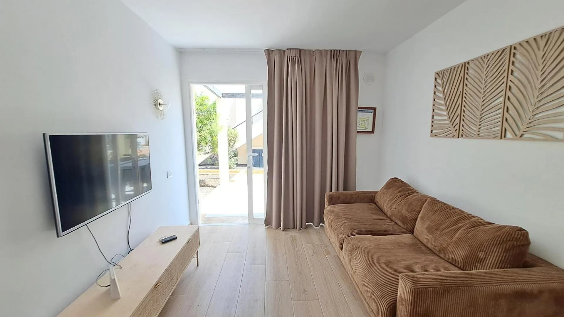 Apartamentos Alisios Con Terraza Y Piscina 코라레호 스페인