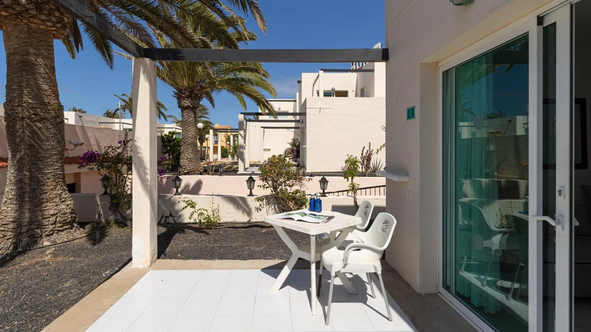 아파트 Apartamentos Alisios Con Terraza Y Piscina 코라레호